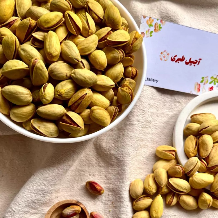 پسته احمد اقایی