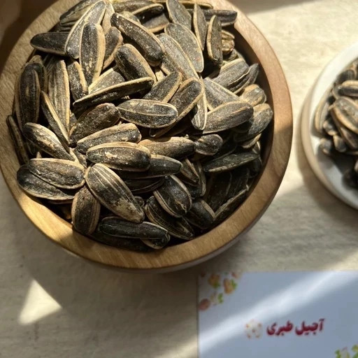 تخمه کانادایی طعم سس رنچ نیم کیلویی(تفت شنبه و سه شنبه)